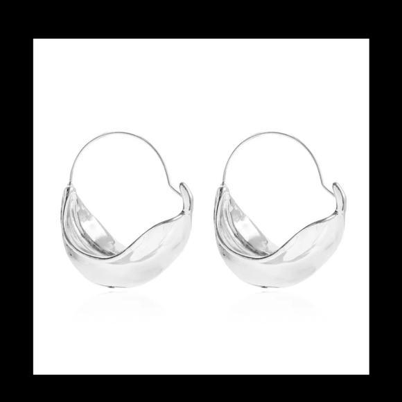 Fashion Jewelry Jewelry - Silver Flower Basket Earrings
